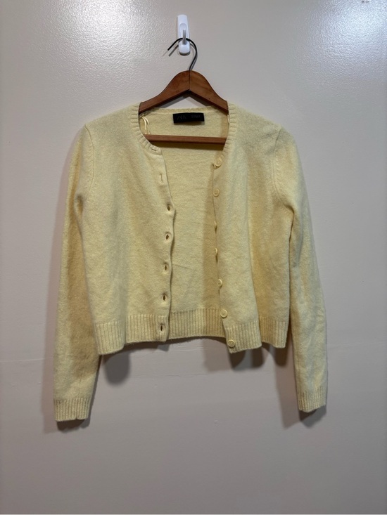 Zara Sweaters - Zara Pale Yellow Cozy Button-Front Women’s Cardigan M
